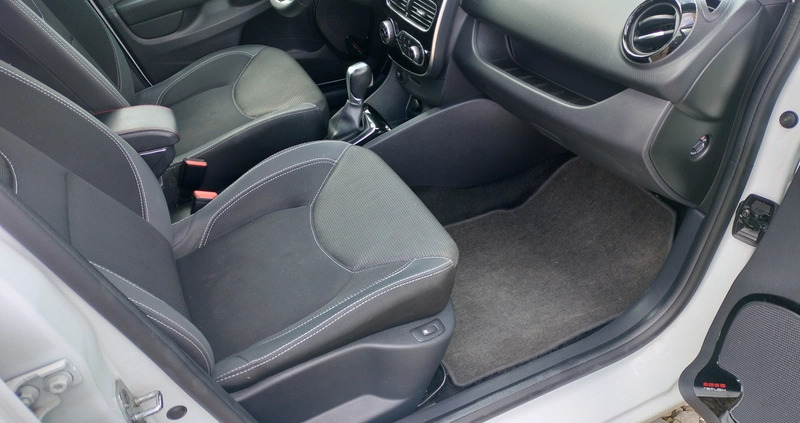 Renault Clio cena 39900 przebieg: 117887, rok produkcji 2019 z Skarszewy małe 92